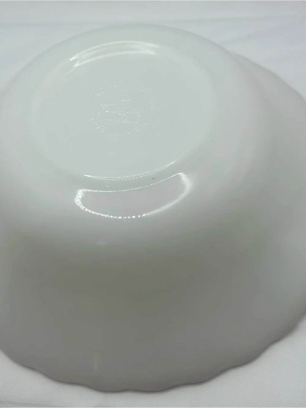 Vintage Anchor Hocking Fire-King Swirl Milk Glass serving bowl